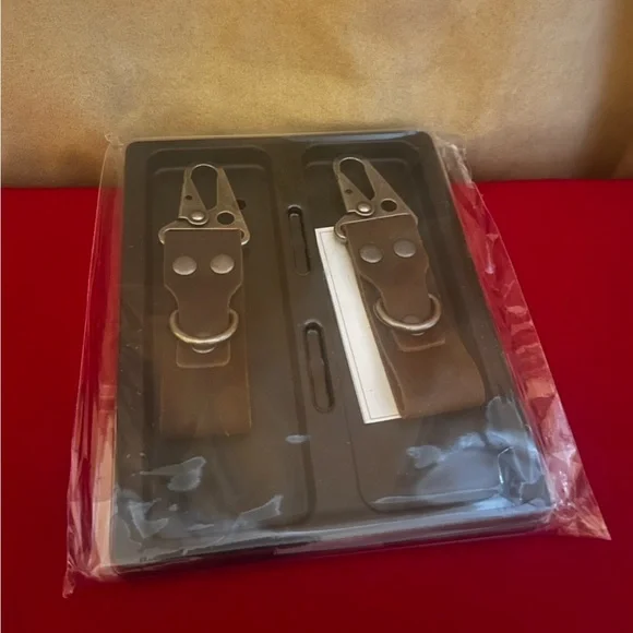 Diodrio EDC Leather Strap Belt Clip Keychain Holder-2 Pack - Picture 2 of 5